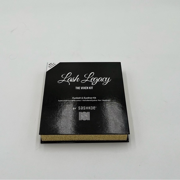 Lash Legacy The Vixen Kit Eyelash & Eyeliner Kit NEW - Picture 2 of 6